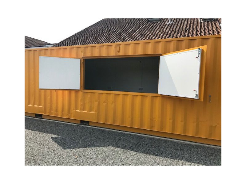 Shipping Container Conversions 40ft partitioned MenuBox[REG] click to zoom image