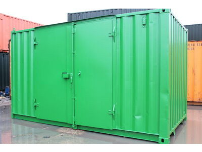 SHIPPING CONTAINERS 15ft Side Doors, Ply Lined and Electrics