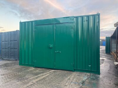 SHIPPING CONTAINERS 16ft  side access SD161