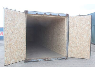 SHIPPING CONTAINERS DryBox 40 click to zoom image