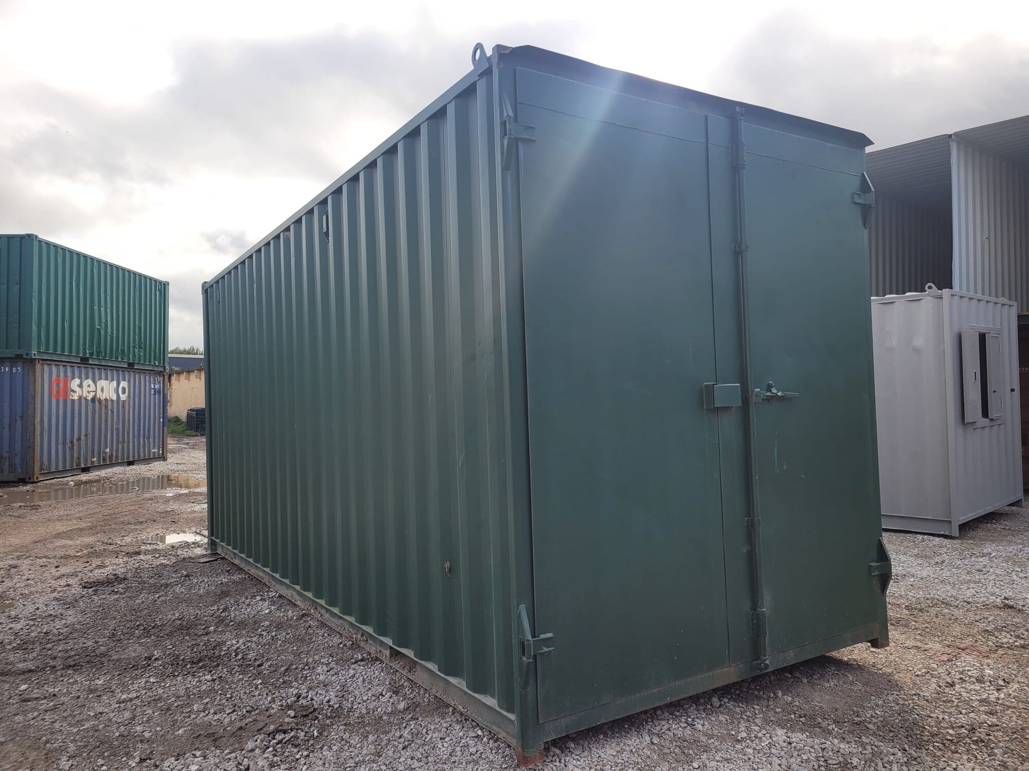 SHIPPING CONTAINERS 20ft Once Used HC S1 - OFF71029 | £2950.00 ...