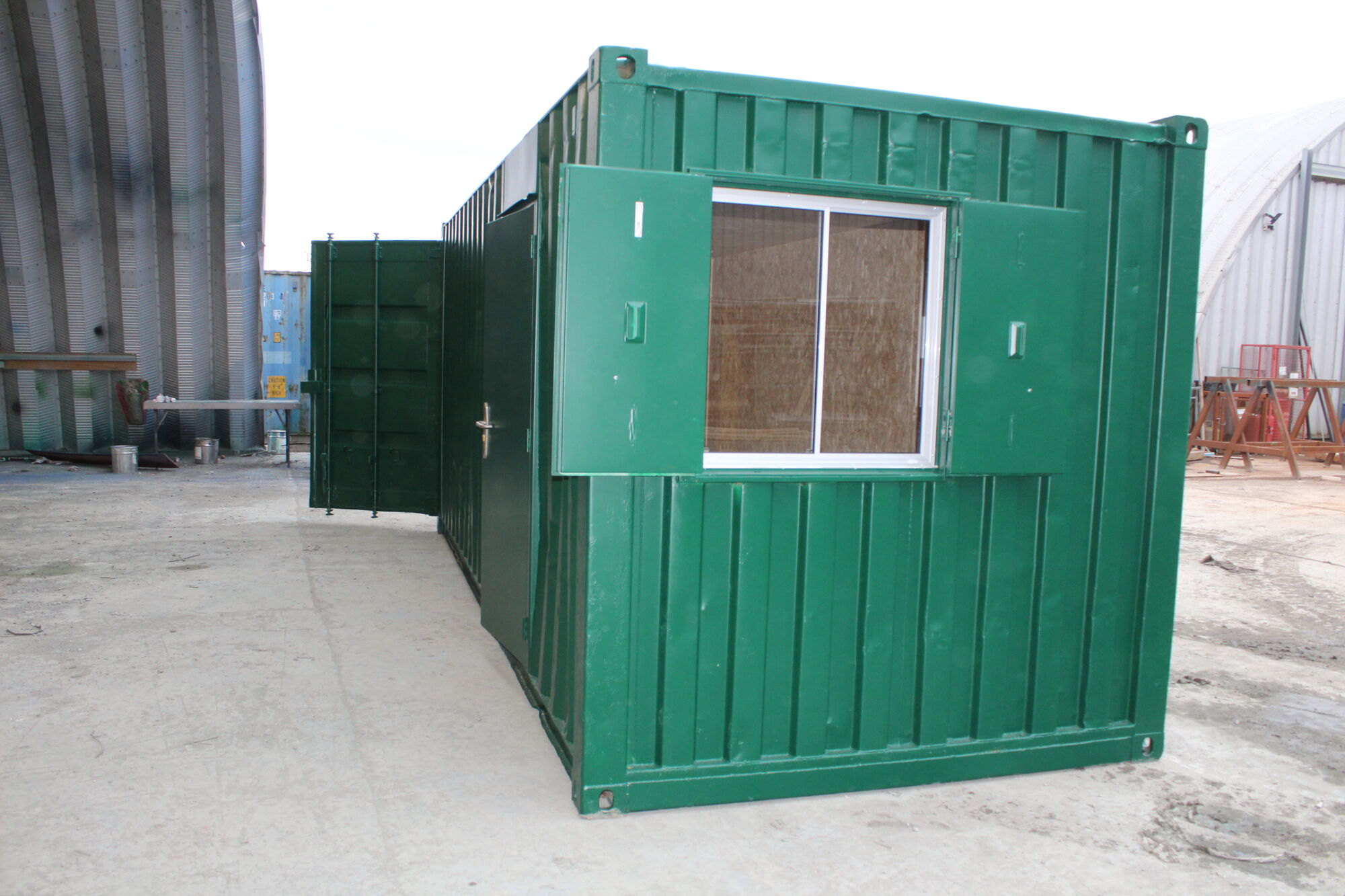 shipping-containers-20ft-used-container-workshop-spec-off19472