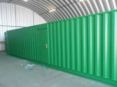 SHIPPING CONTAINERS 40ft with Personnel Door SC66